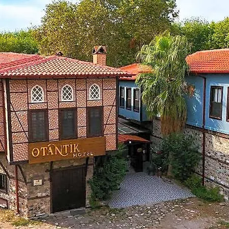 Otantik Club & 4*