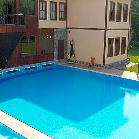 Otantik Club & Hotel 4*