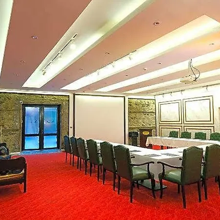 Hotel Otantik Club & 4*